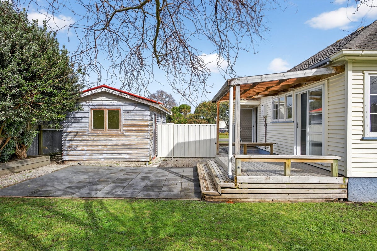 29 Abbott Street, Te Hapara, Gisborne - Carousel 35