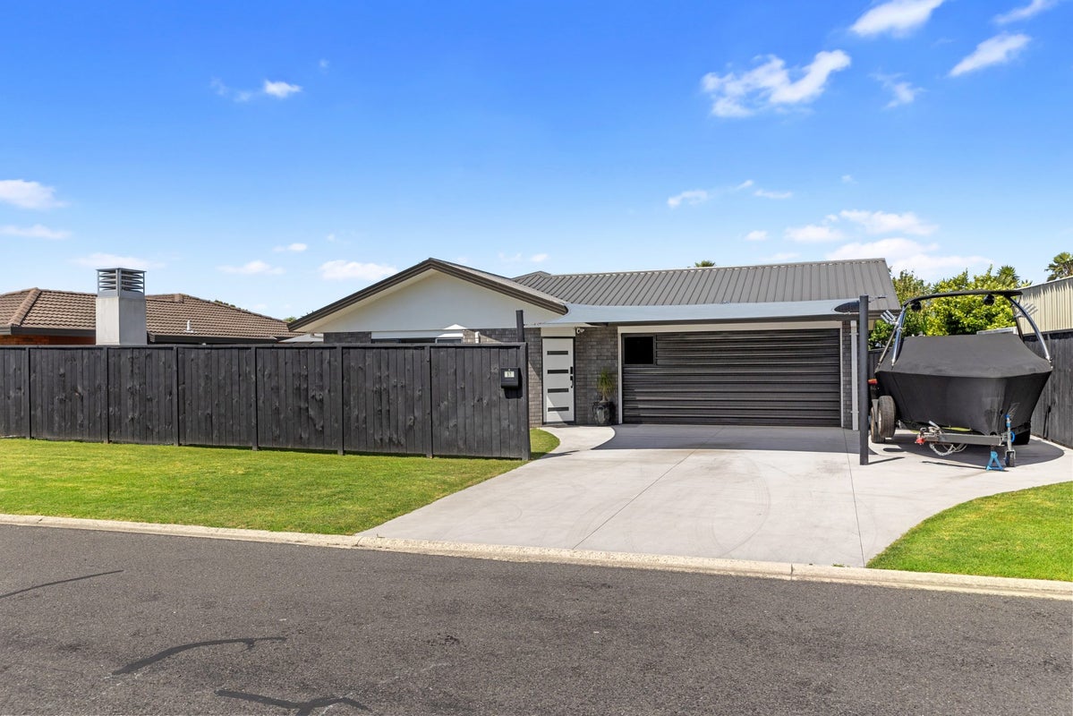 57 Kane Road, Papamoa Beach, Papamoa - Carousel 2