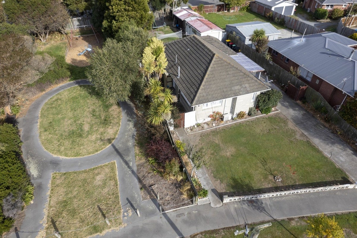 174 Shortland Street, Aranui, Christchurch - Carousel 2