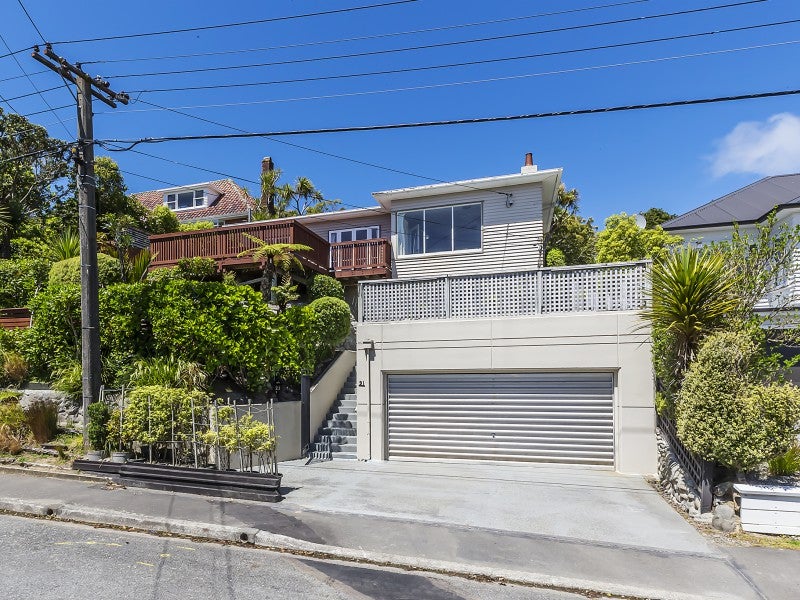 21 Gipps Street, Karori, Wellington - Carousel 1