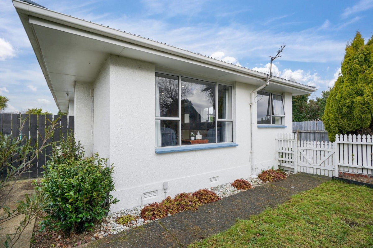 100 Waiau Crescent, Kingswell, Invercargill - Carousel 1