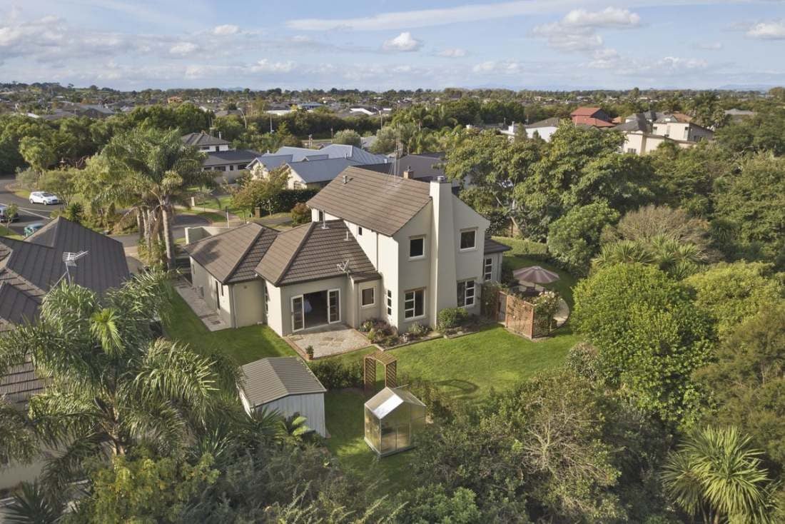 10 Takapu Place, Huntington, Hamilton - Carousel 24