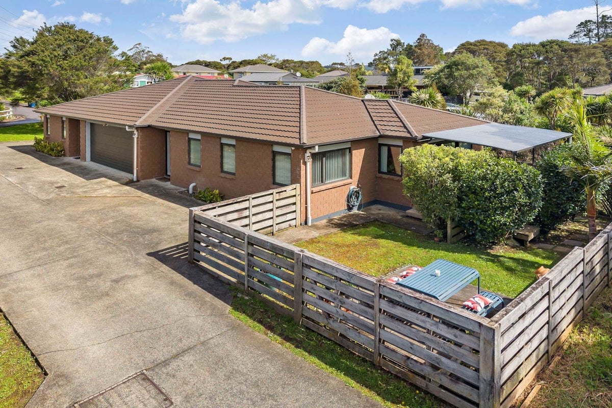 50 Sherrybrooke Place, Sunnyvale, Auckland - Carousel 1