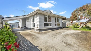 13 Kirkella Crescent, Mangere East, Auckland - Carousel 1