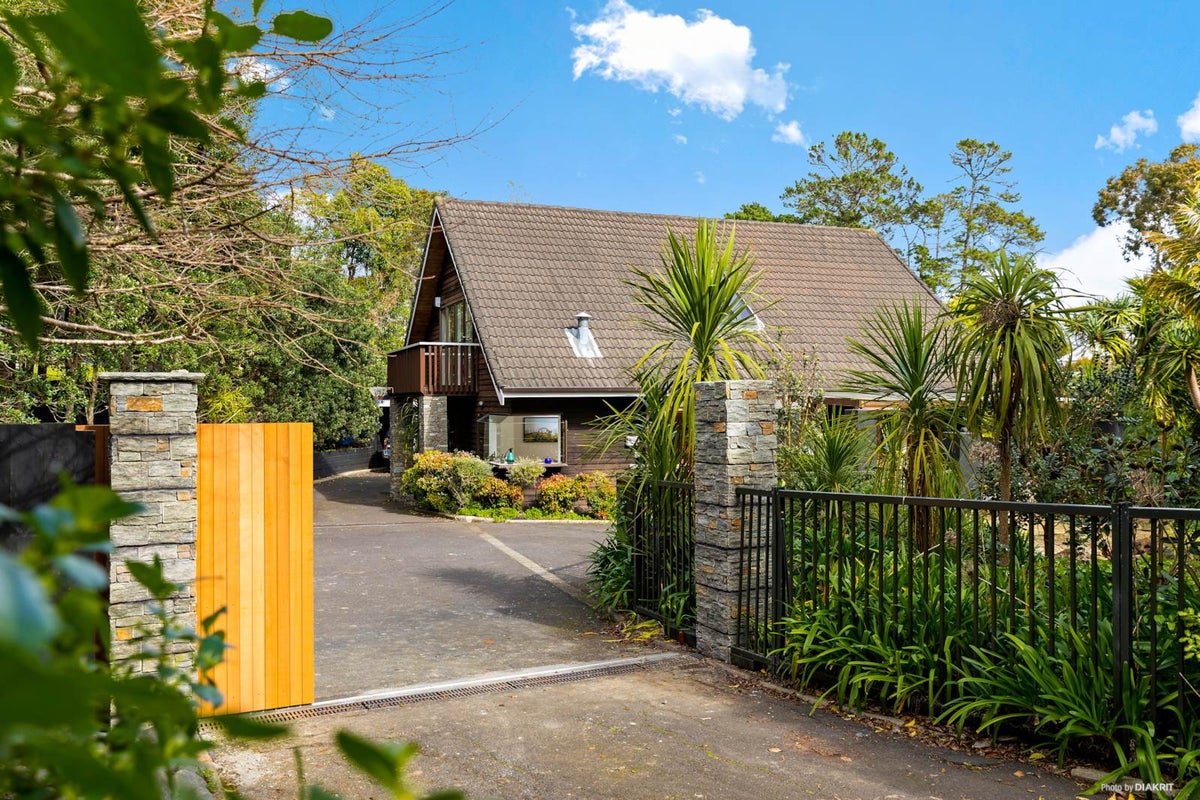 34 Karaka Park Place, Glendowie, Auckland - Carousel 2