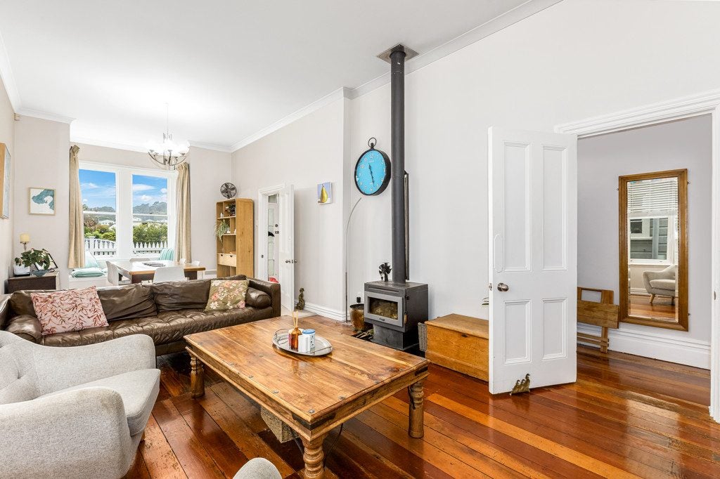 60 Stanley Street, Berhampore, Wellington - Carousel 2