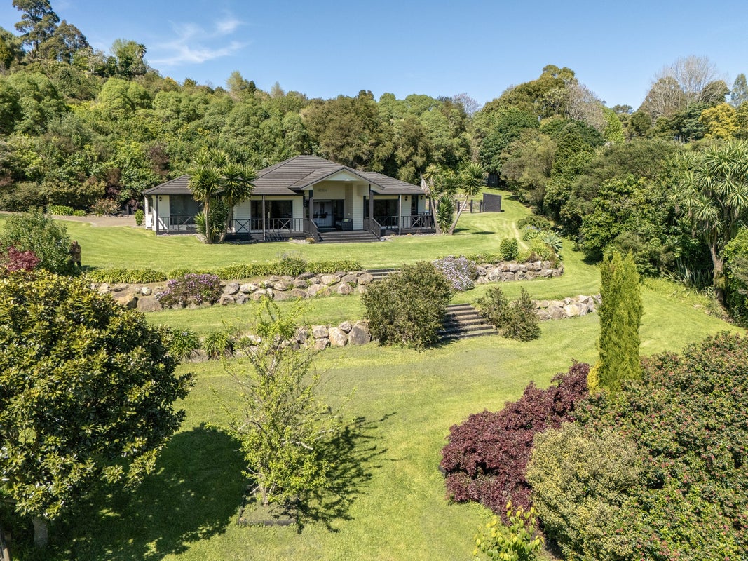 24 Riverstone Drive, Welcome Bay, Tauranga - Carousel 2