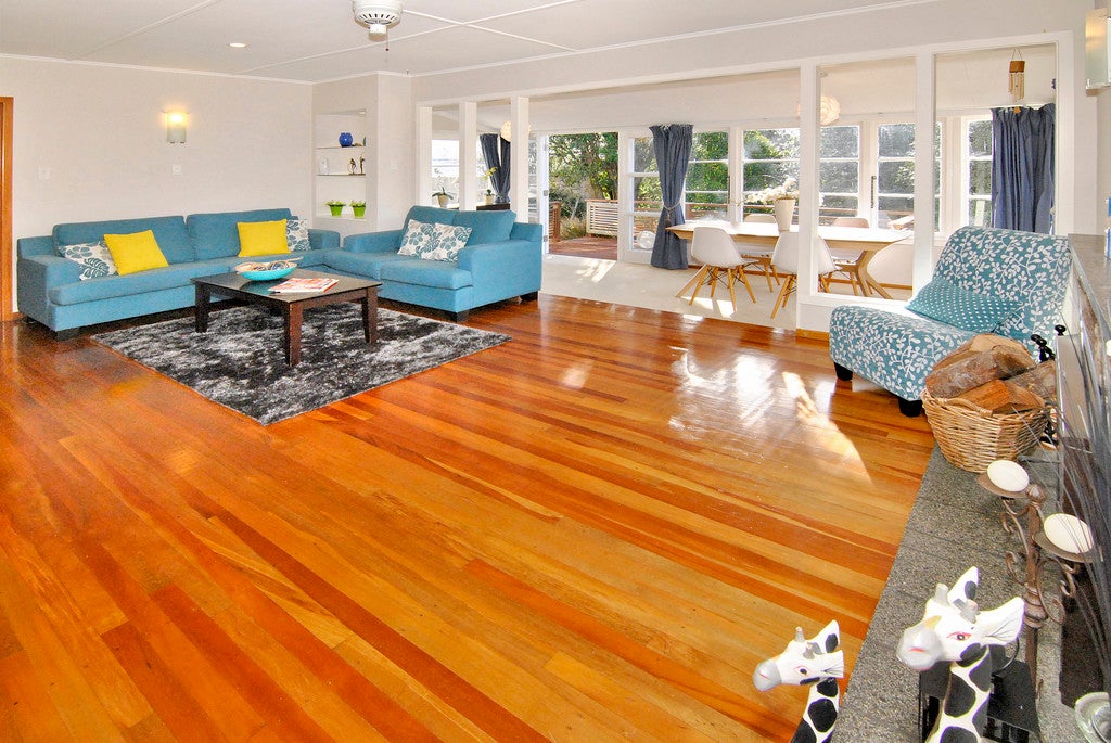 38 Lynda Avenue, Paparangi, Wellington - Carousel 1