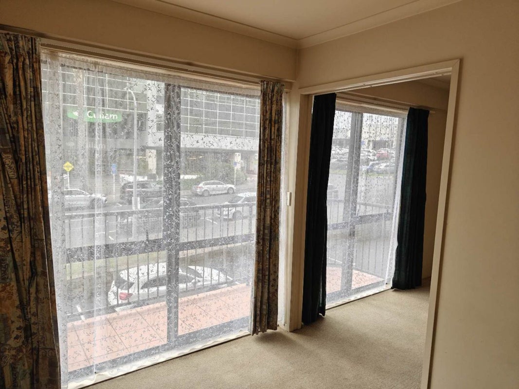 1I/18 Ronwood Avenue, Manukau, Auckland - Carousel 2