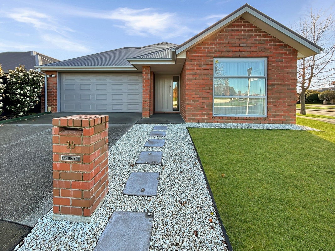 35 Cognac Drive, Yaldhurst, Christchurch - Carousel 1