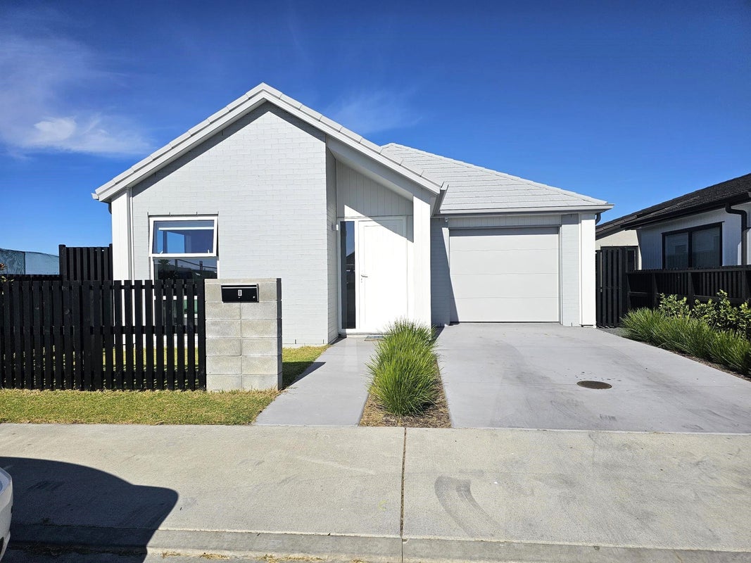 8 Brooklyn Street, Papamoa, Papamoa - Carousel 1