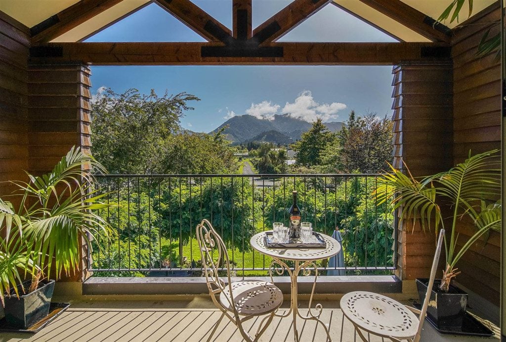 7 Lochiel Drive, Hanmer Springs, Hanmer Springs - Carousel 2