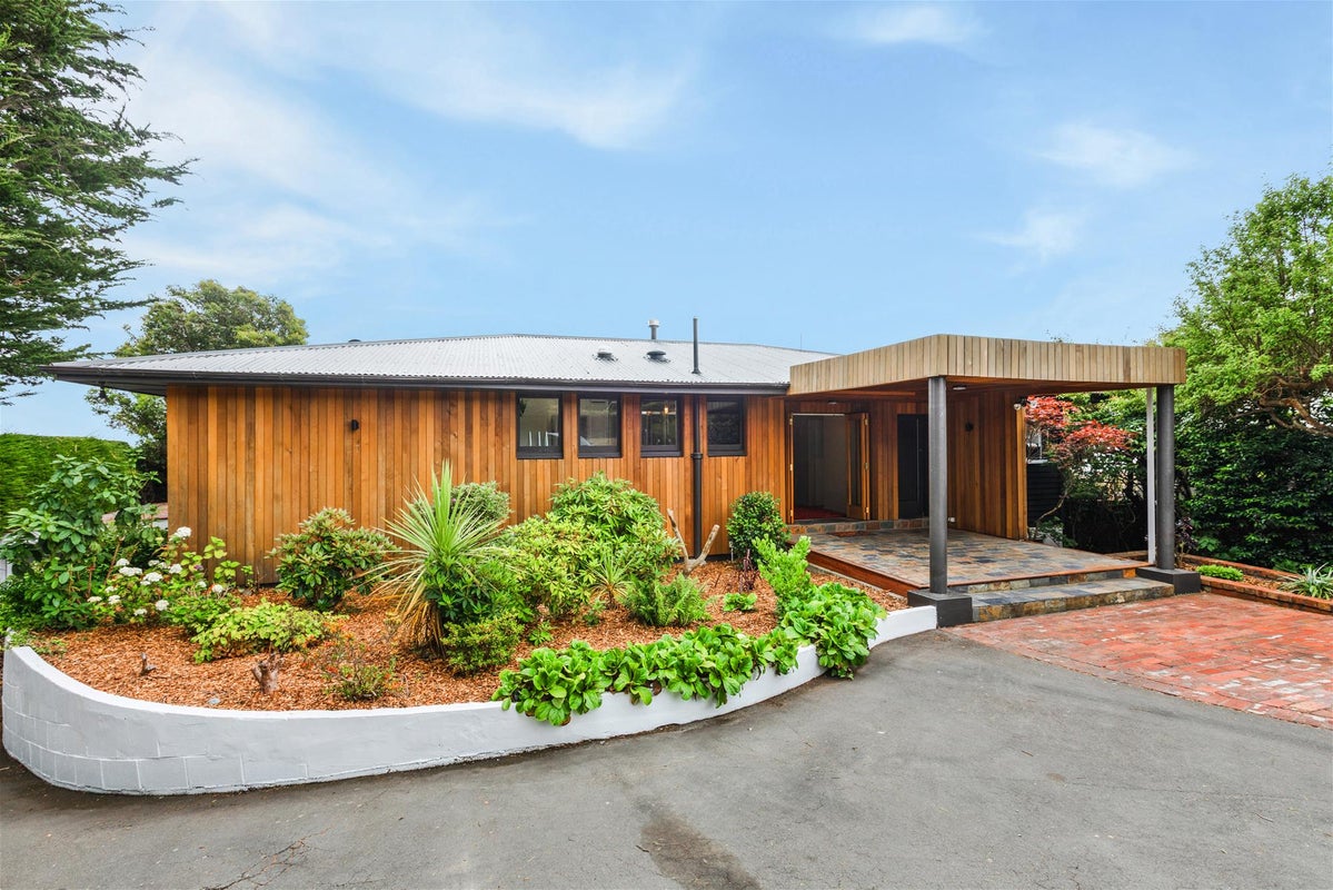 13 Madeley Road, Mount Pleasant, Christchurch - Carousel 1
