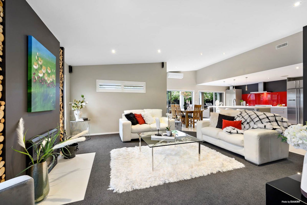 33 Constellation Avenue, Beachlands, Auckland - Carousel 1