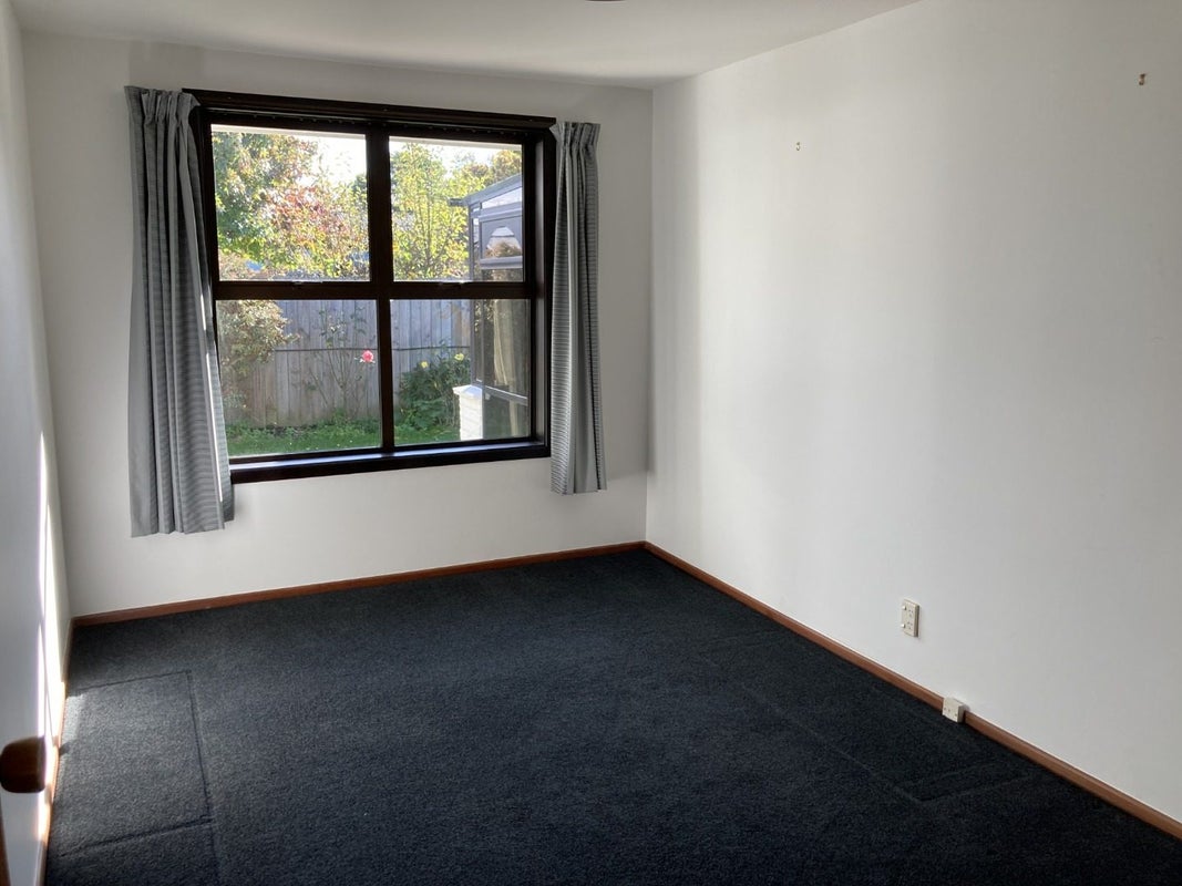 15 Resolution Place, Bryndwr, Christchurch - Carousel 2
