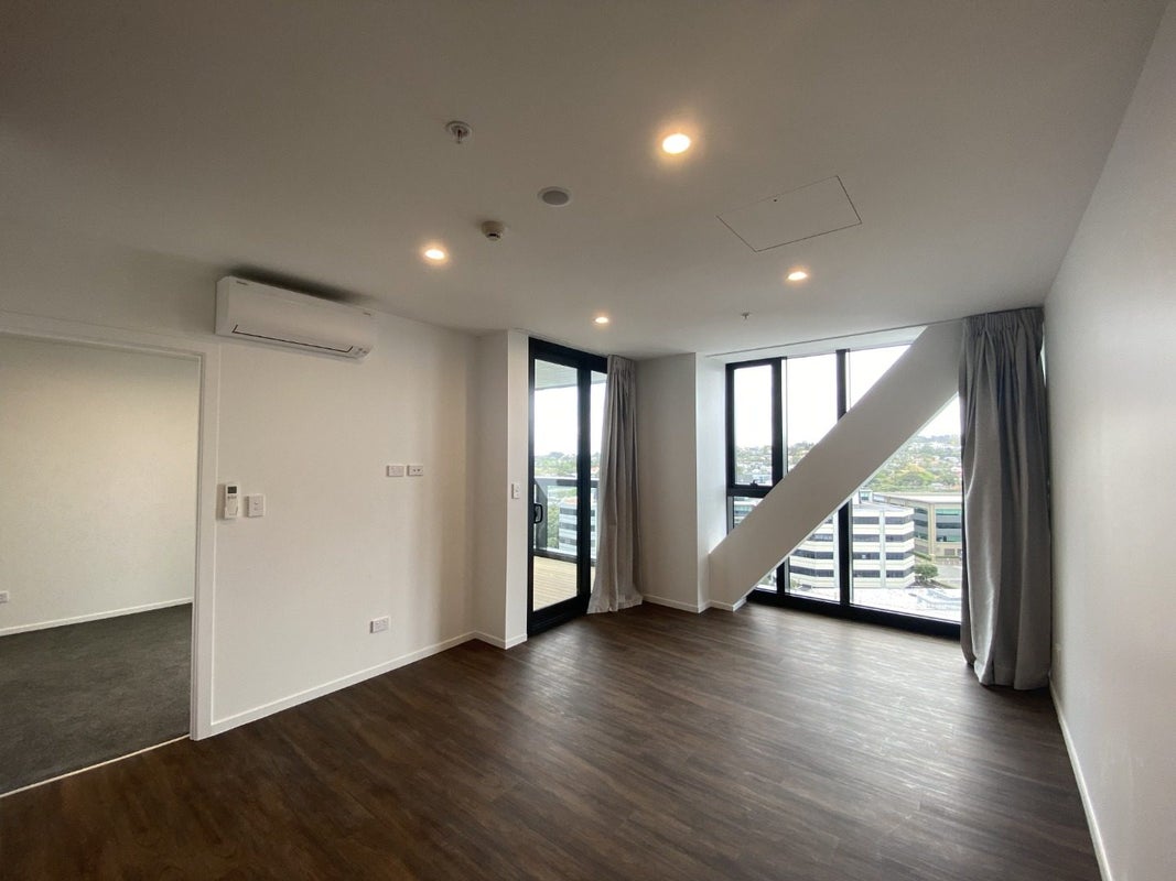 914/20 Park Avenue, Ellerslie, Auckland - Carousel 1