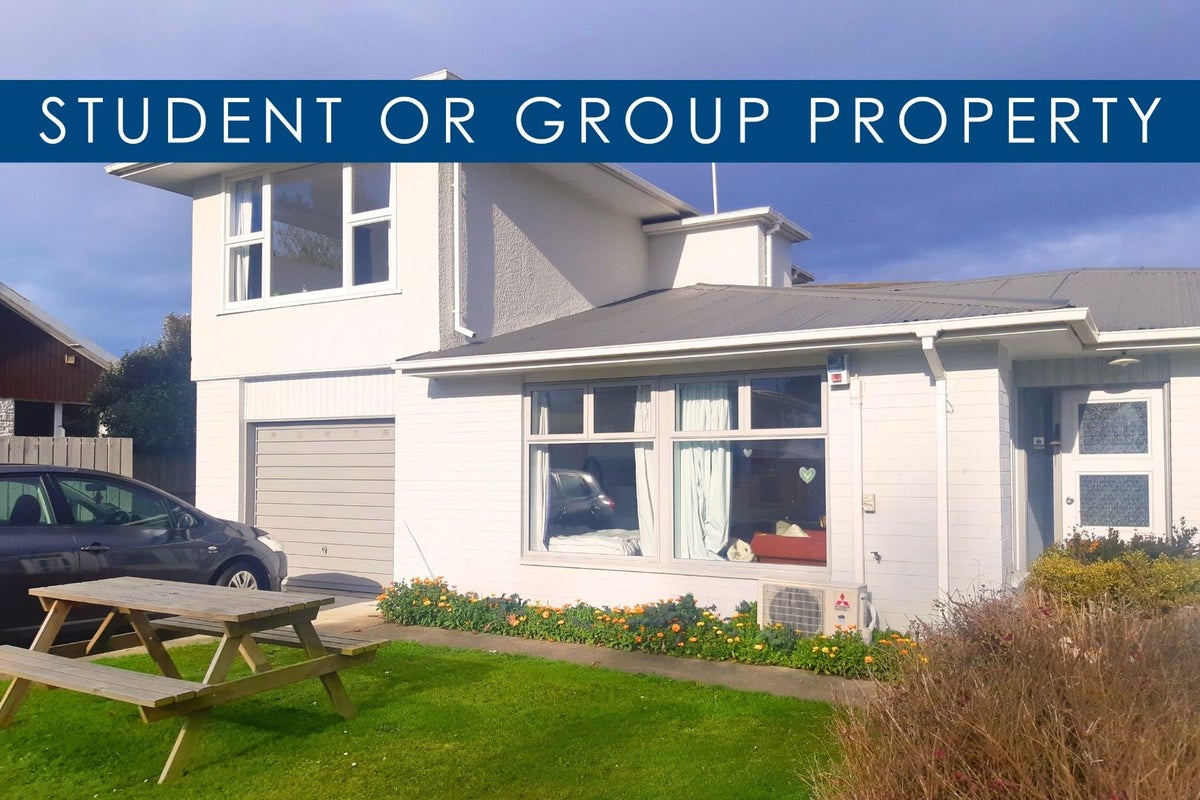 2/2 Farnham Place, Ilam, Christchurch - Carousel 1
