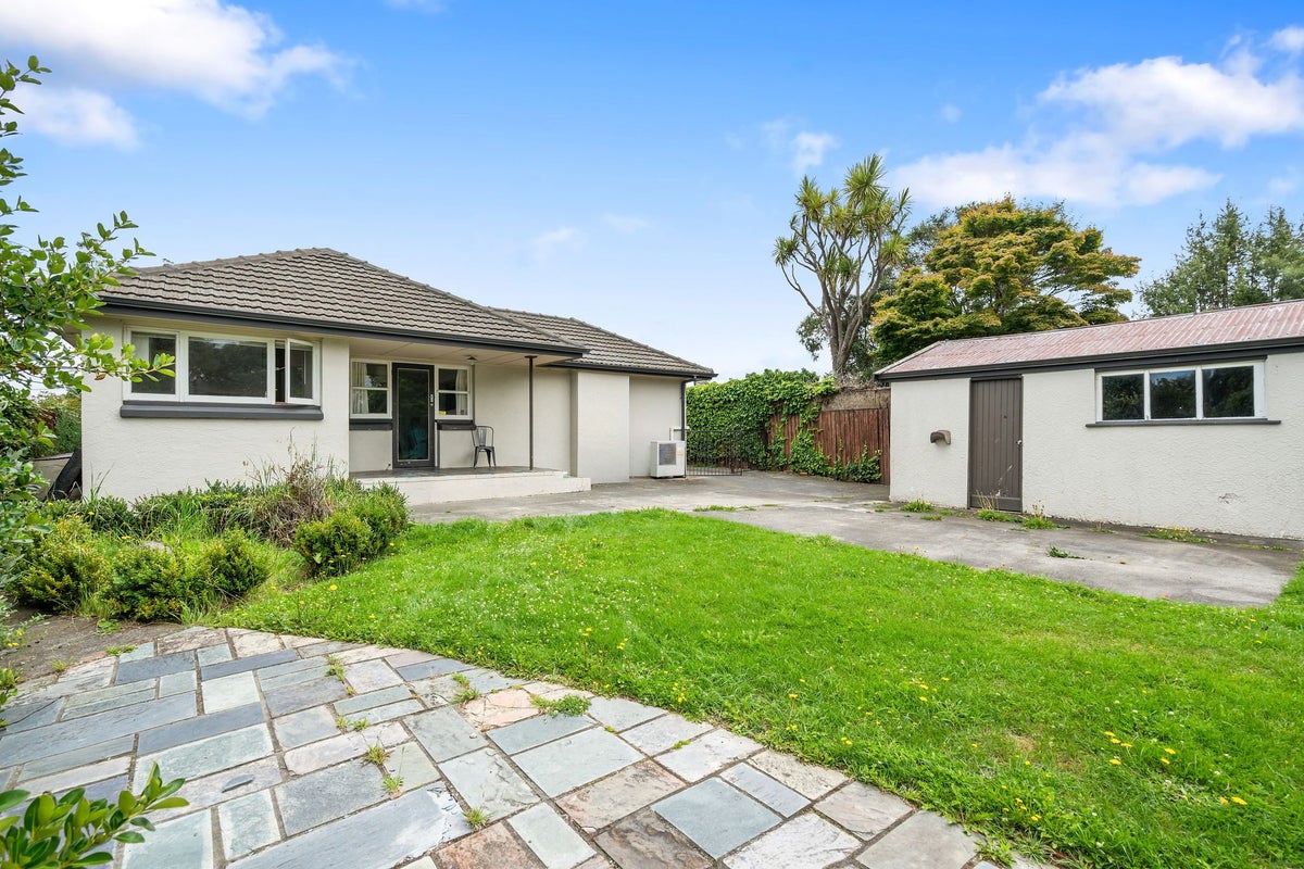 10 Manuka Street, Mairehau, Christchurch - Carousel 2