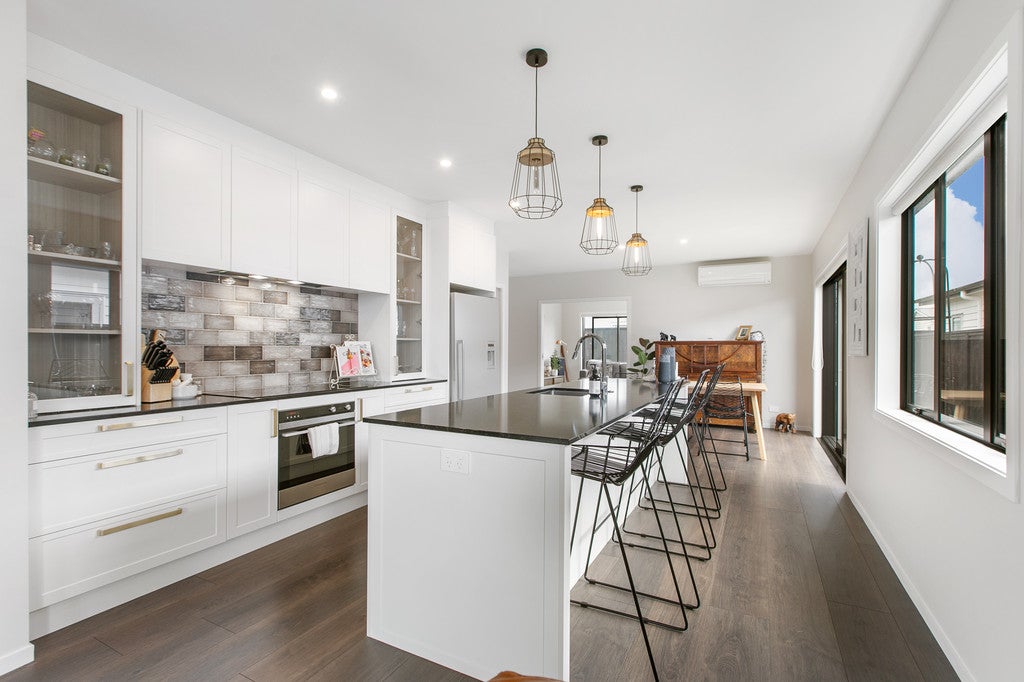 23 Makete Crescent, Hobsonville, Auckland - Carousel 1