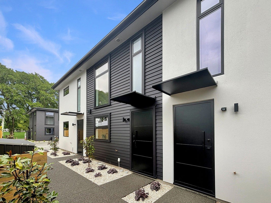 4/234 Wilsons Road, Waltham, Christchurch - Carousel 1