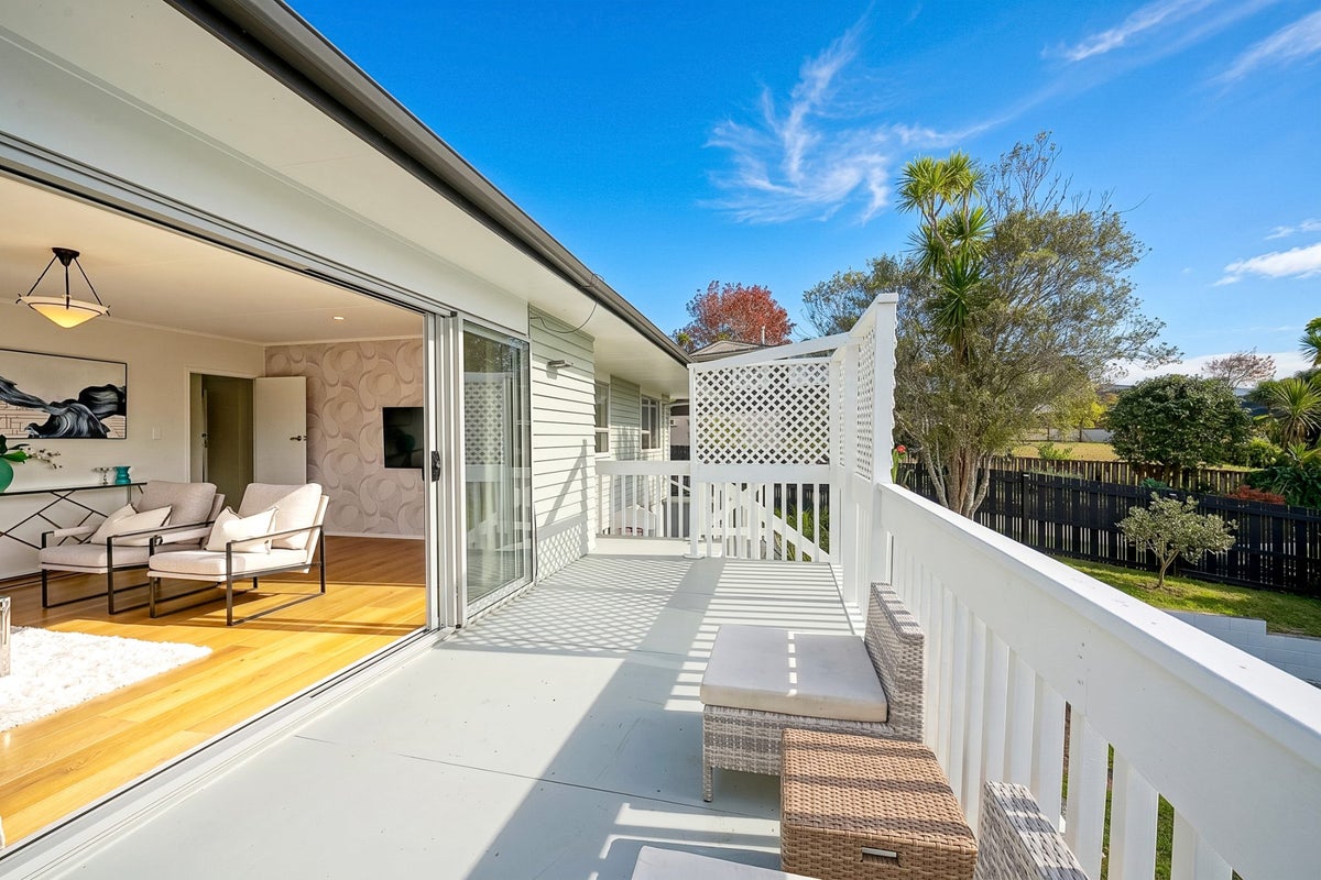 41 Spence Road, Henderson, Auckland - Carousel 2