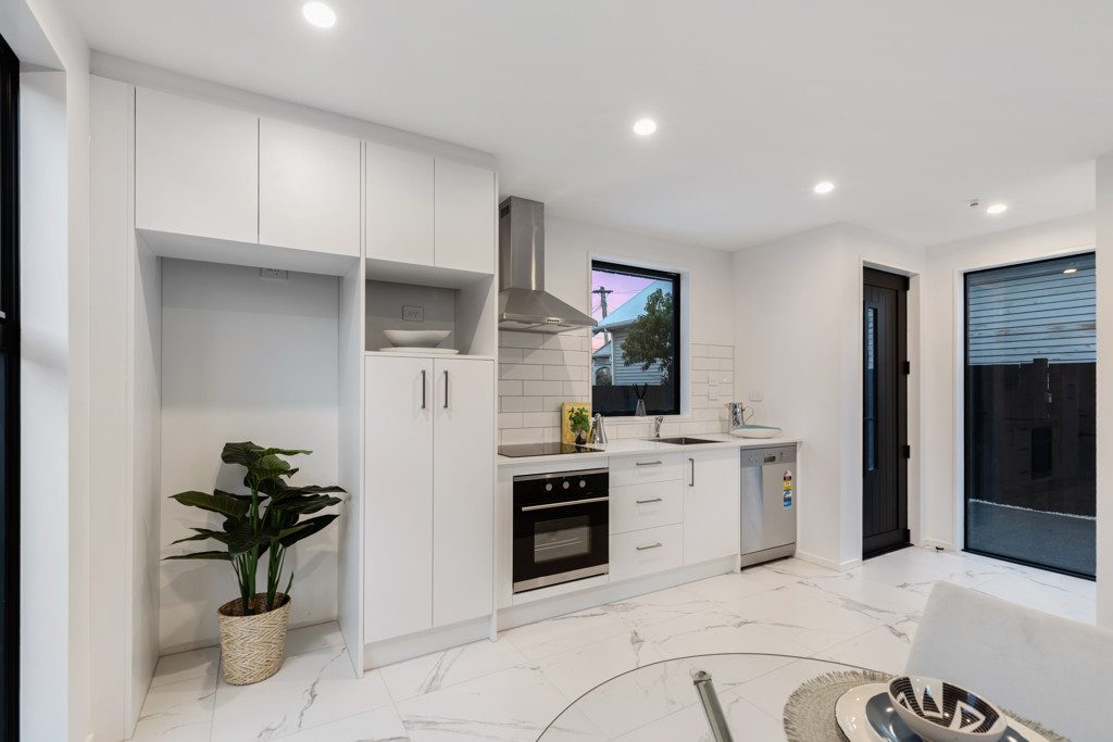 1/128 Huxley Street, Sydenham, Christchurch - Carousel 2