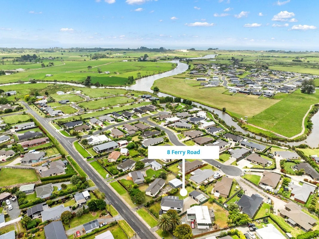 8 Ferry Road, Waipu, Waipu - Carousel 17