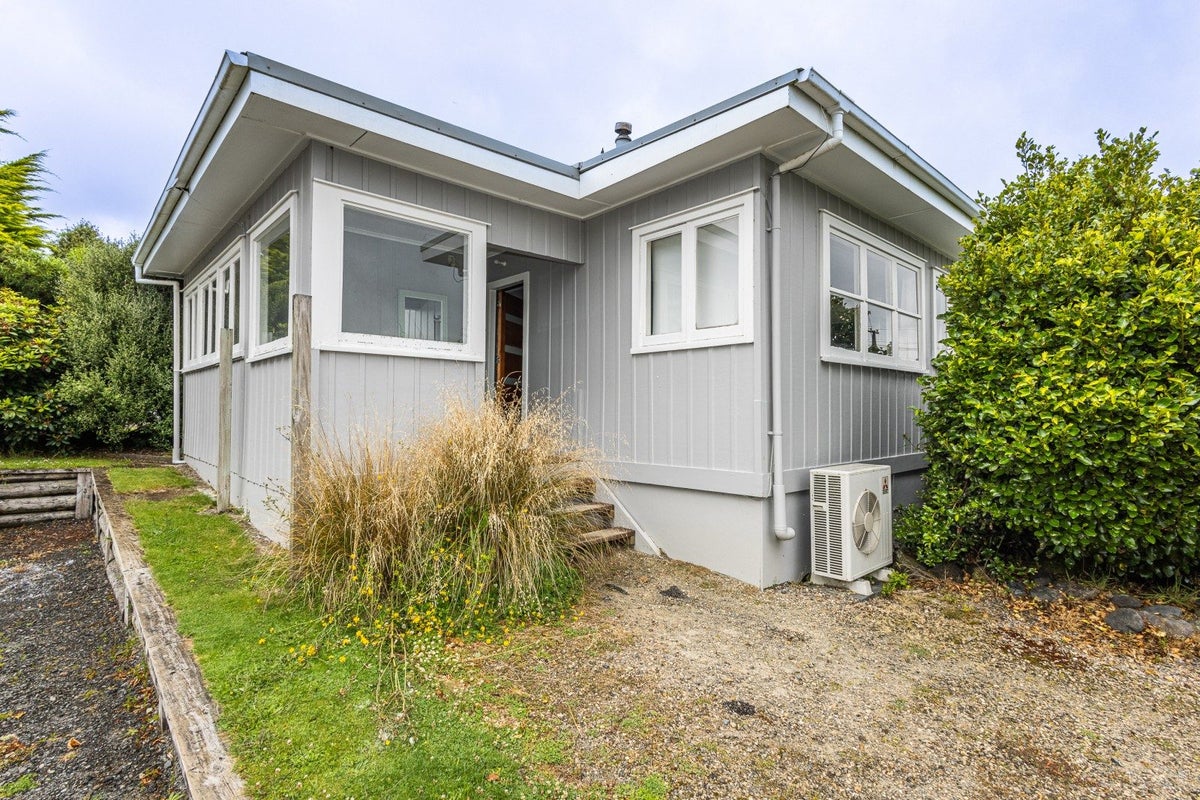 12 Ward Street, WAIMARINO, OWHANGO - Carousel 24