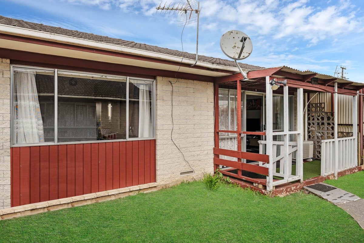 2/10 Scott Road, Papatoetoe, Auckland - Carousel 1