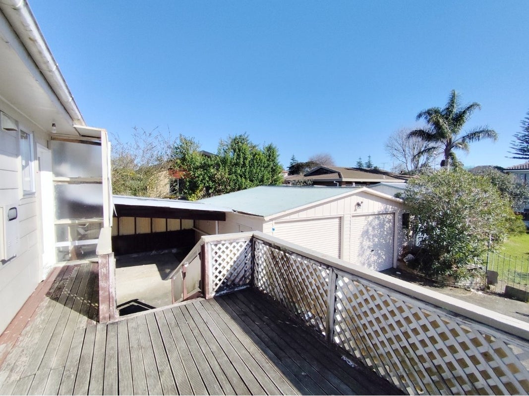 51 Bodi Place, Te Atatu South, Auckland - Carousel 14