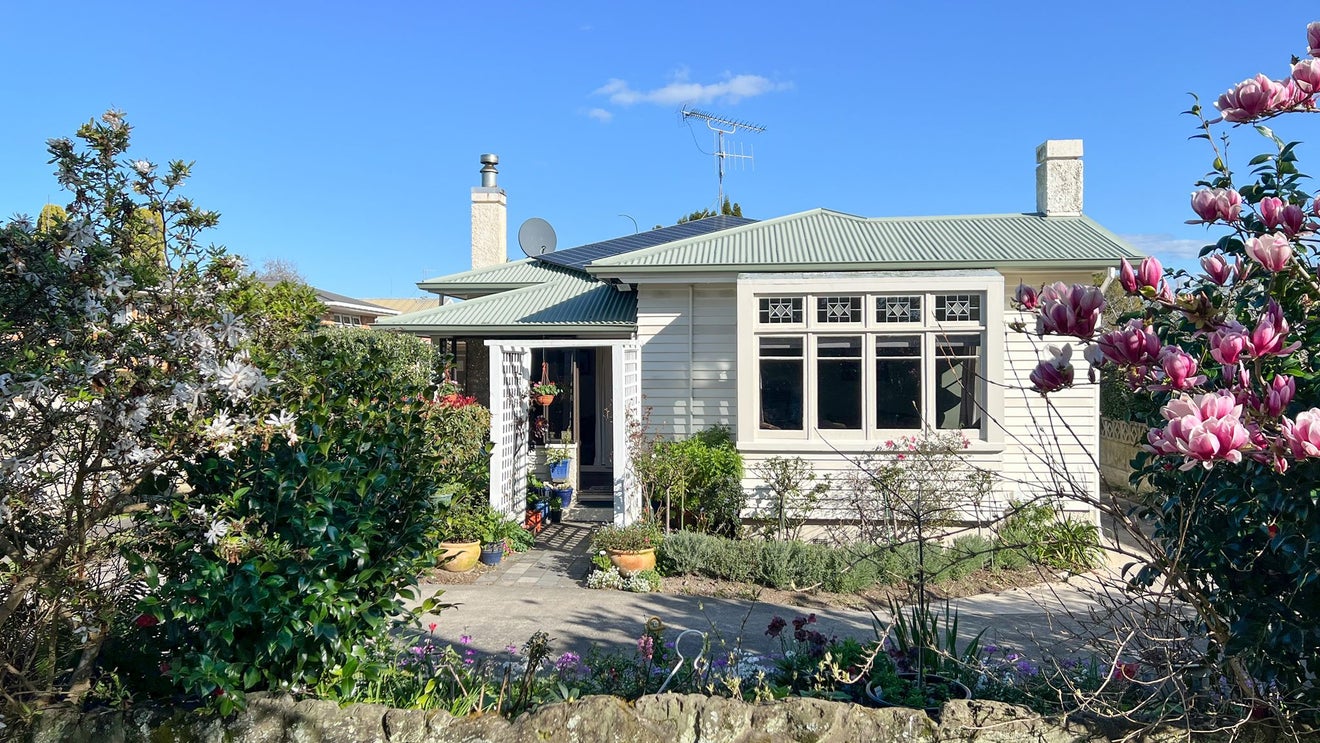 77 Victoria Avenue, Whakatane, Whakatane - Carousel 2
