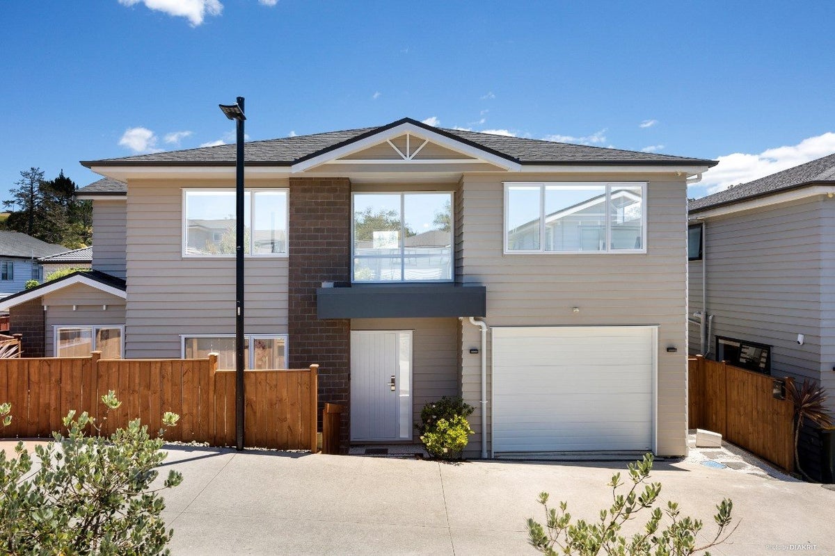 11 Fishwicke Lane, Albany, Auckland - Carousel 2