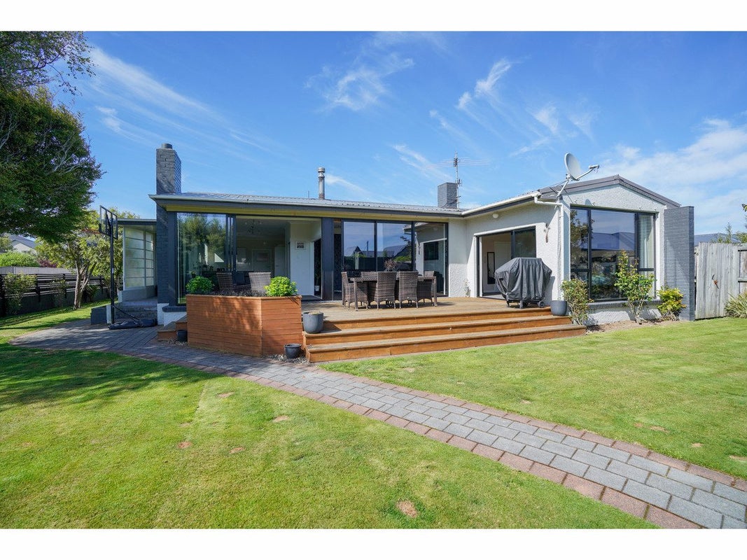 130 Terrace Street, Rosedale, Invercargill - Carousel 1