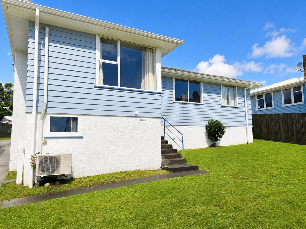 3 Albion Street, Waitangirua, Porirua - Carousel 11