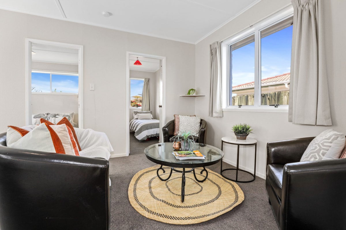 14C GREY STREET, GLENHOLME, Rotorua - Carousel 2