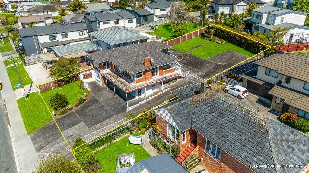 9 Griffen Park Road, Mount Roskill, Auckland - Carousel 2