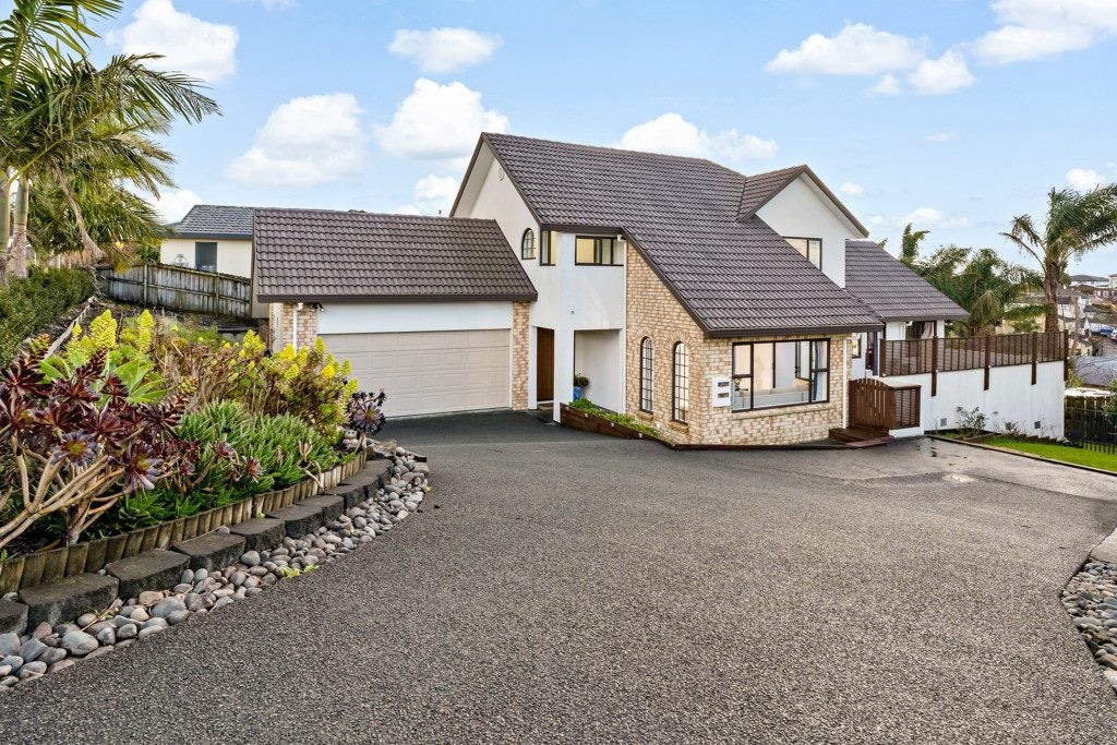 66 Luckens Road, West Harbour, Auckland - Carousel 1