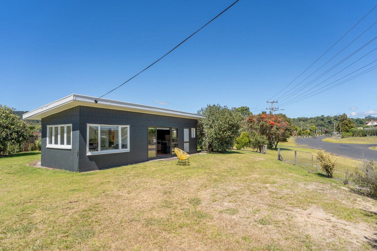 90 Captain Cook Road, Cooks Beach, Whitianga - Carousel 2
