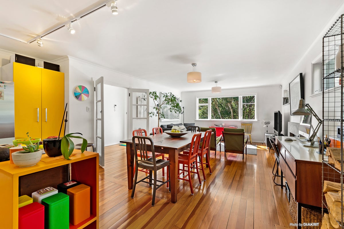 66 Camperdown Road, Miramar, Wellington - Carousel 2