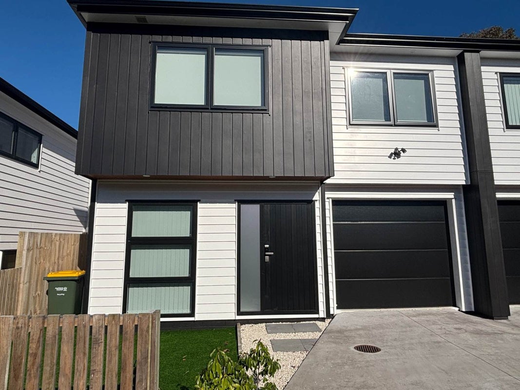 21C Borrowdace Avenue, Botany Downs, Auckland - Carousel 1