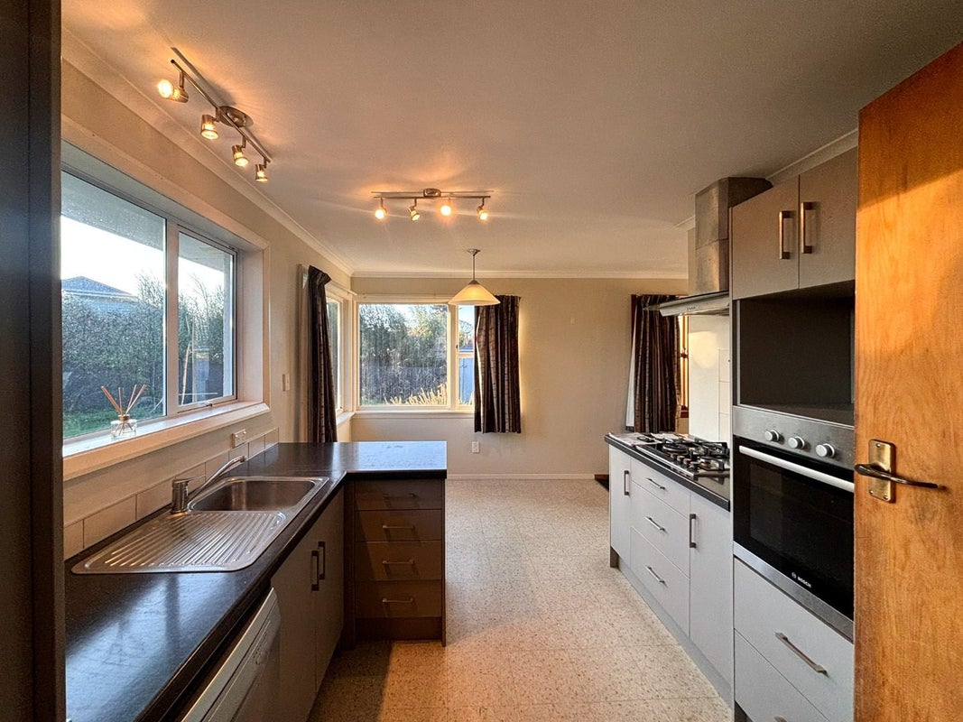 53 Ford Road, Opawa, Christchurch - Carousel 2