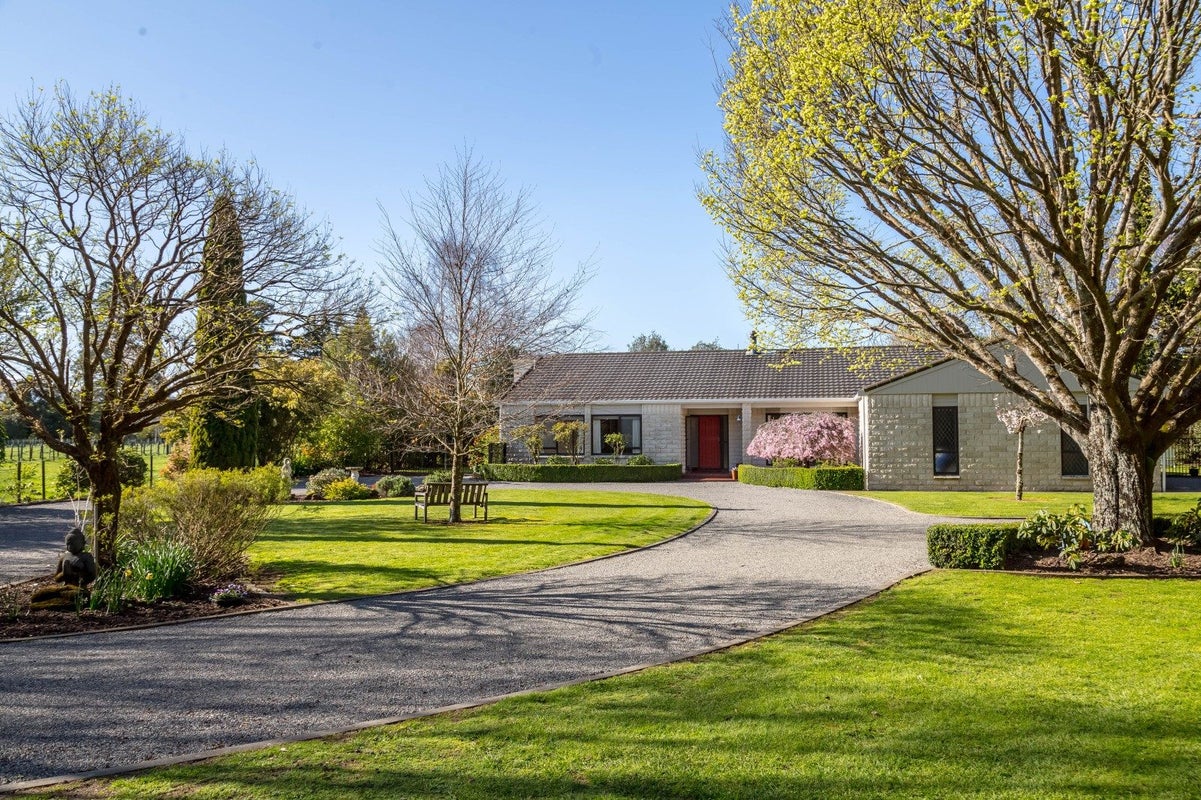 175 Lincoln Road, Carterton - Carousel 2
