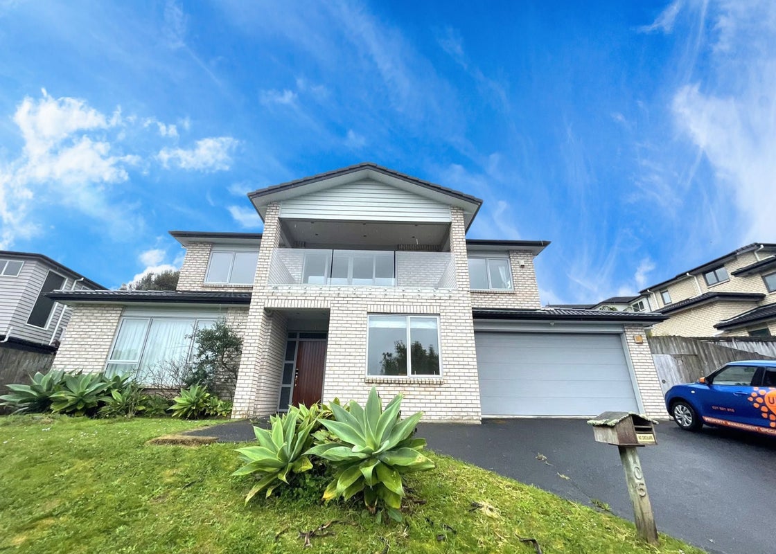105 Laurel Oak Drive, Schnapper Rock, Auckland - Carousel 2