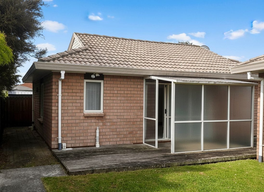 7 Waylen Place, Burswood, Auckland - Carousel 1