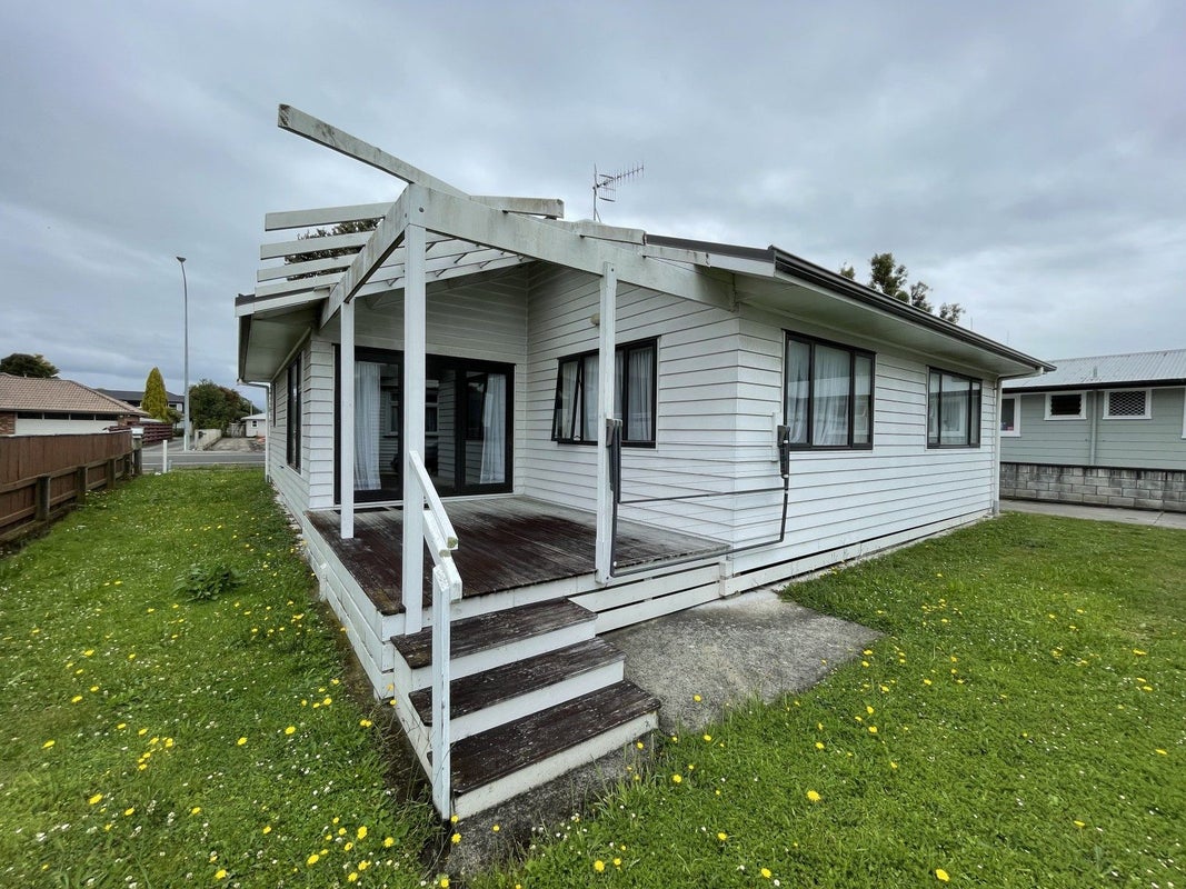 355 College Street, West End, Palmerston North - Carousel 10
