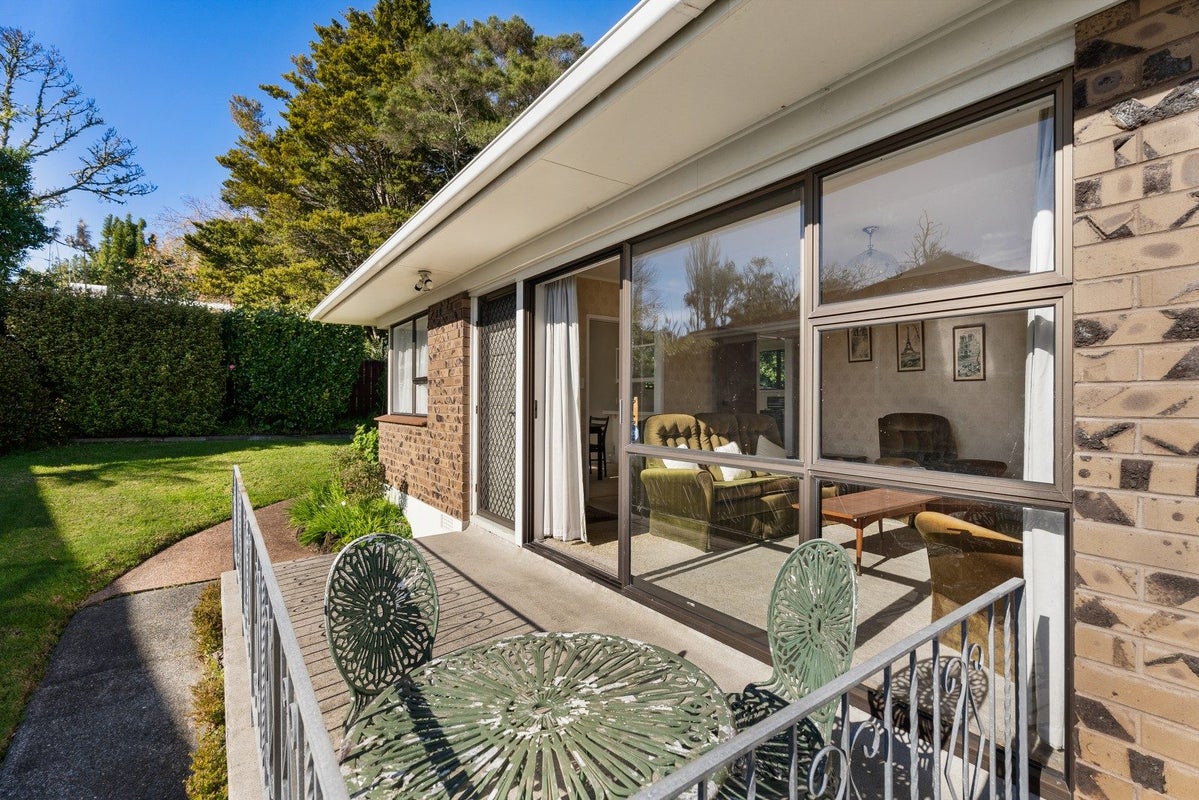 8/9 Evans Road, Glen Eden, Auckland - Carousel 2