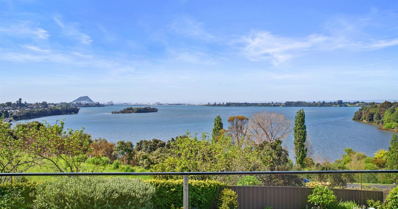 10 Taumata Place, Hairini, Tauranga - Carousel 1