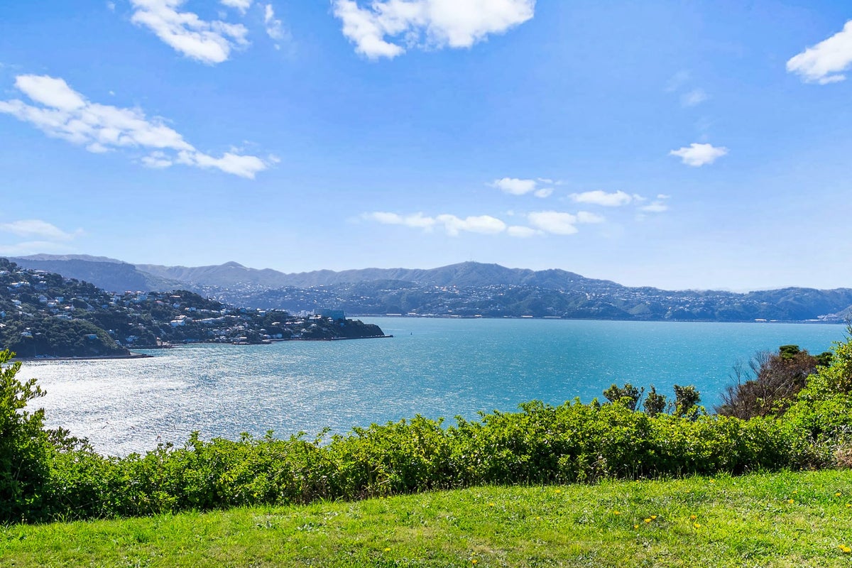 A3/23 Rangitane Street, Maupuia, Wellington - Carousel 2