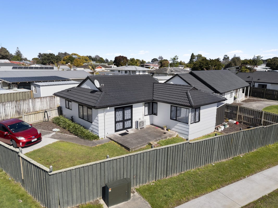 2 Staverton Crescent, Mangere, Manukau City, Auckland - Carousel 2