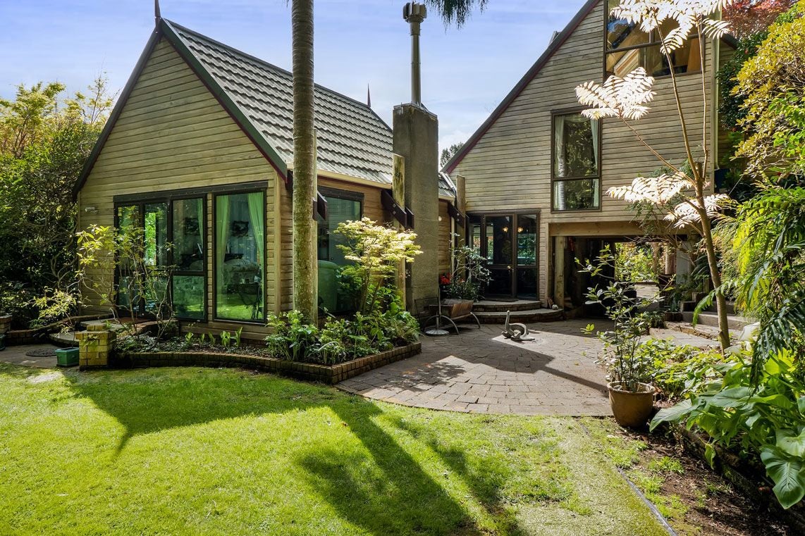 29A Frank Wilson Terrace, Welbourn, New Plymouth - Carousel 1
